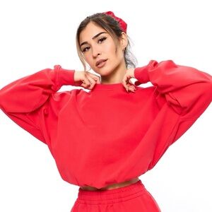 Buffbunny salsa Red story pullover medium